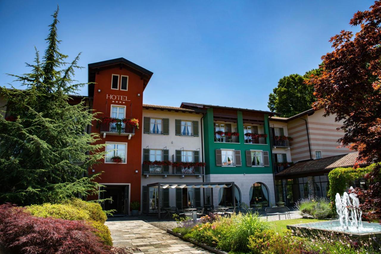 Hotel Cortese Armeno Bagian luar foto