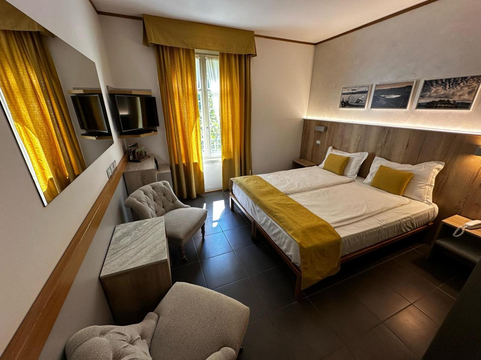 Hotel Cortese Armeno Bagian luar foto