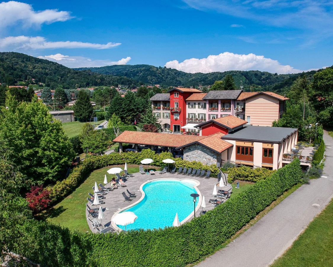 Hotel Cortese Armeno Bagian luar foto